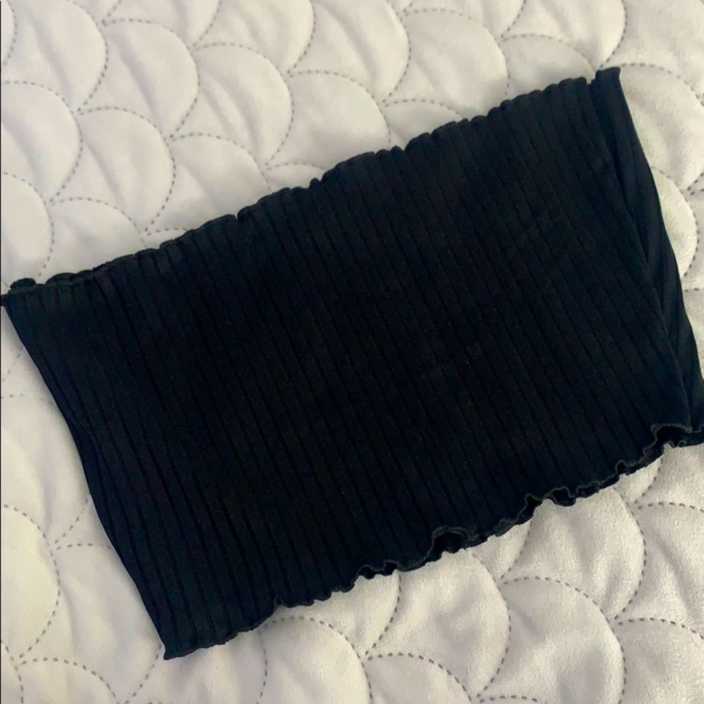 Black ruffled tube top